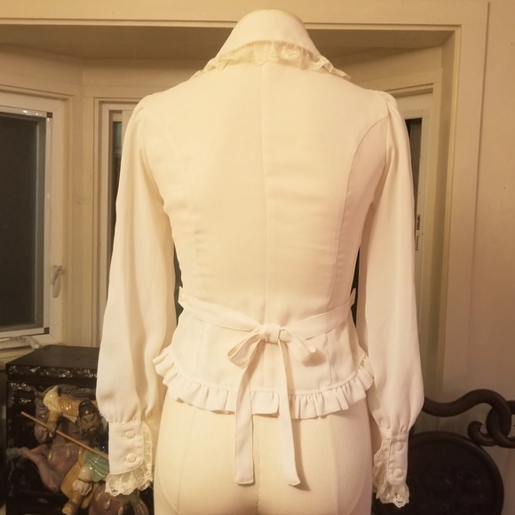 Innocent World Rose Lace Frill Lolita Blouse - Picture 4 of 7